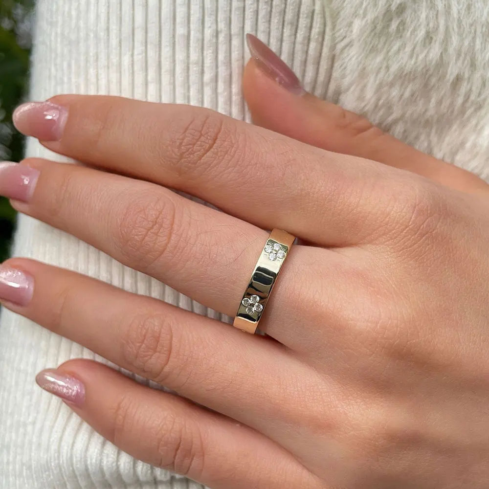 Aliança e Anel com Diamantes Moissanites